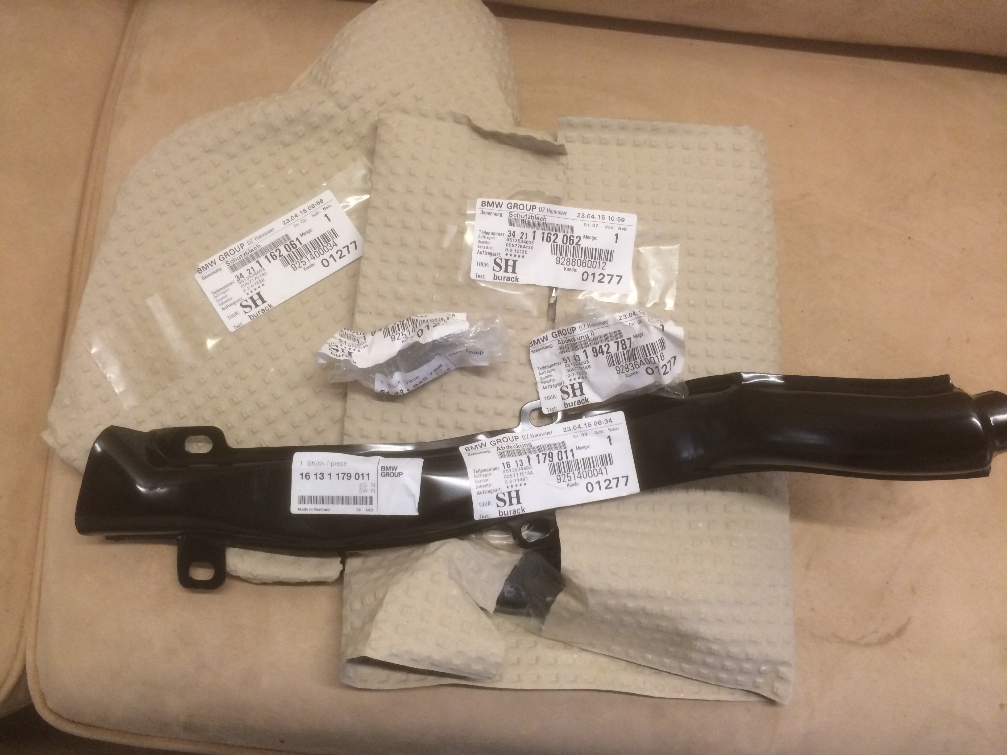 Sprit Leitung Abdeckung