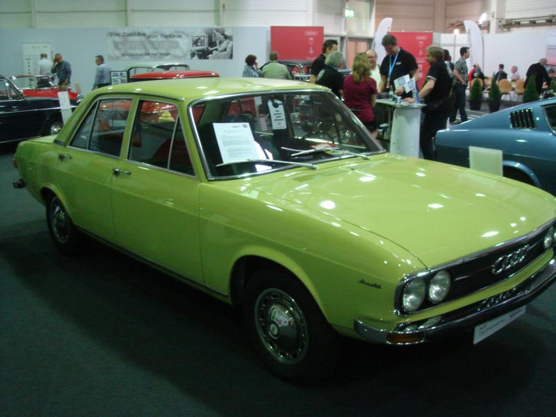 Audi 100