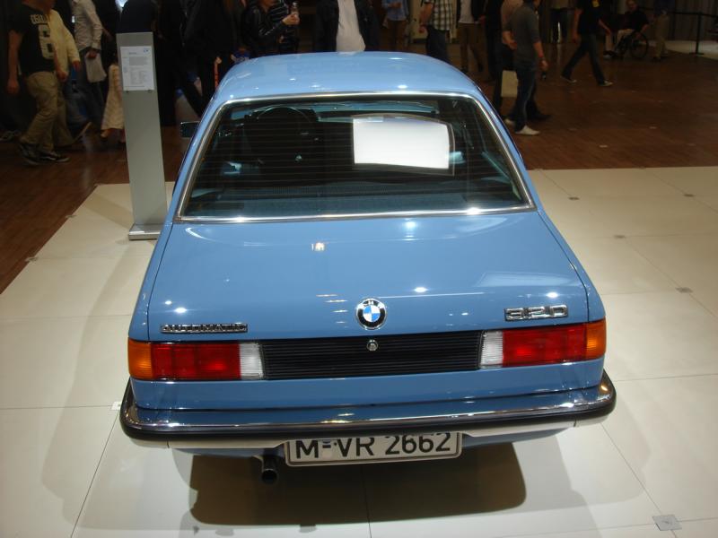BMW E21 320