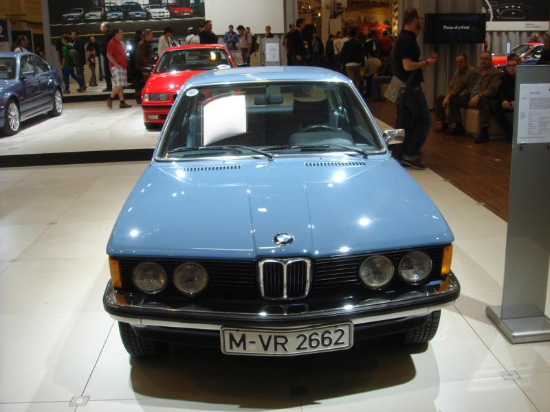 BMW E21 320