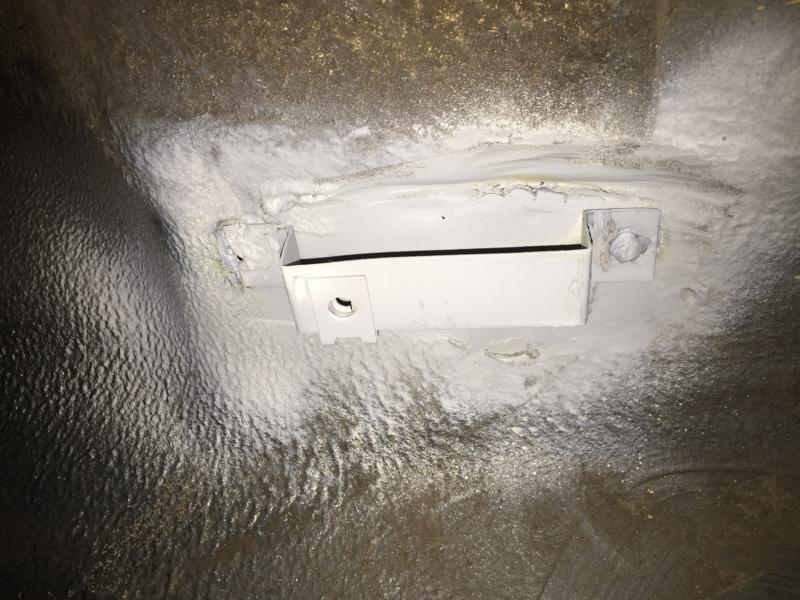 Halter Tankentlüftung