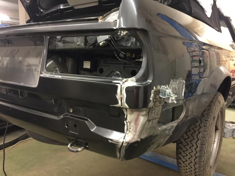 Endspitzen rechts und Heckblech einschweißen 