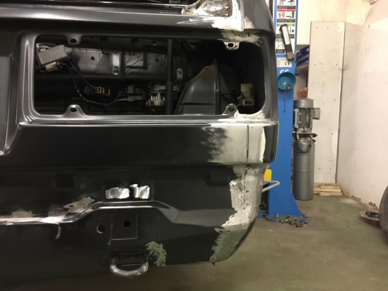 Heckblech rechts fertig einschweißt 