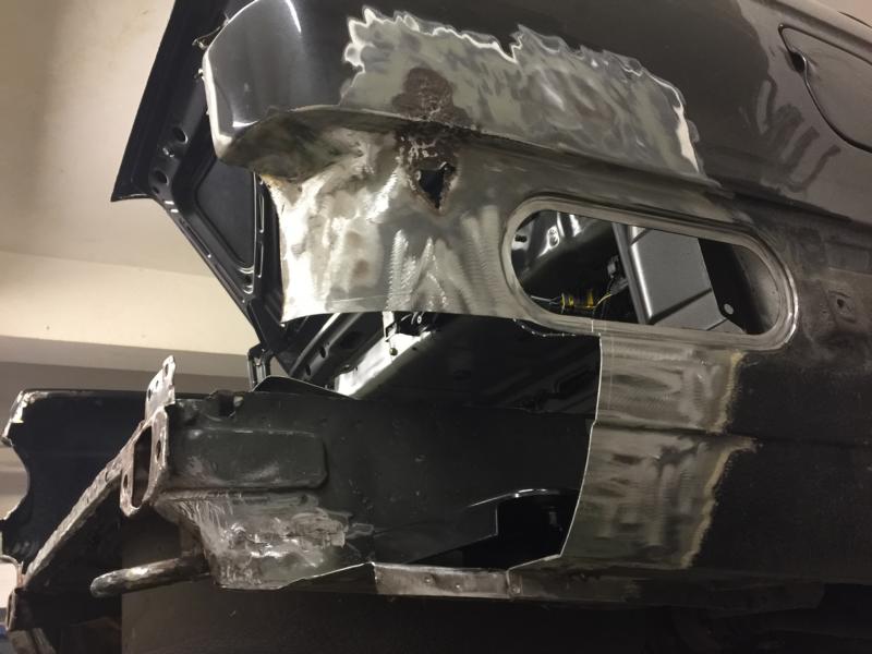 Endspitzen rechts und Kofferraumboden raus getrennt 