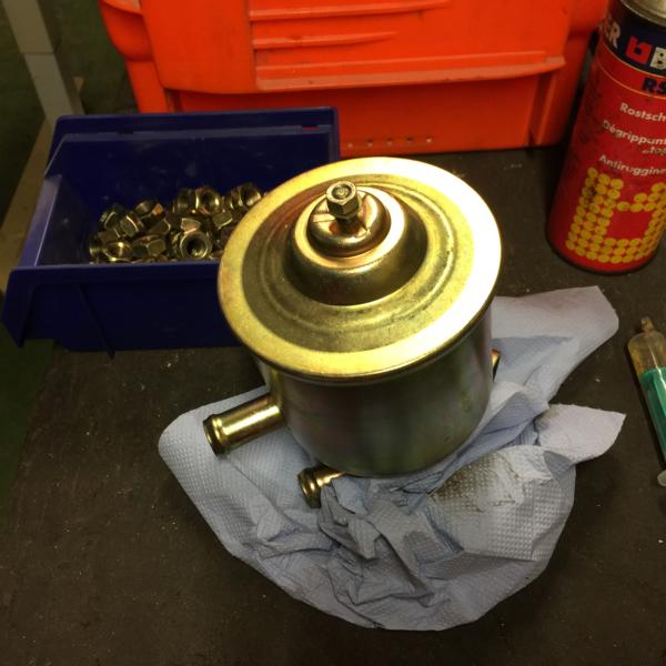 Servo Ölbehälter neu Aufgearbeitet