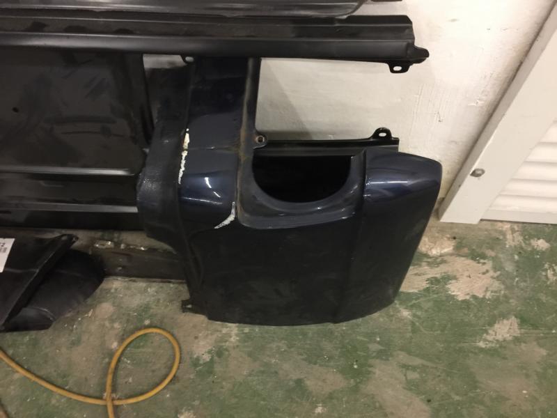 Teile aus dem Spender Fahrzeug