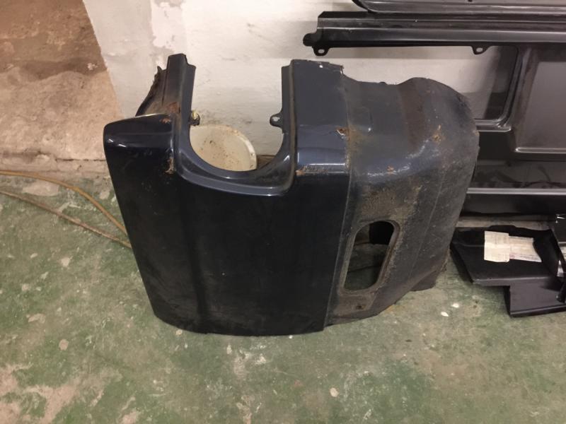 Teile aus dem Spender Fahrzeug