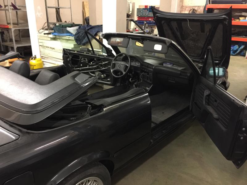 Zierleisten auf Verdeck klappe